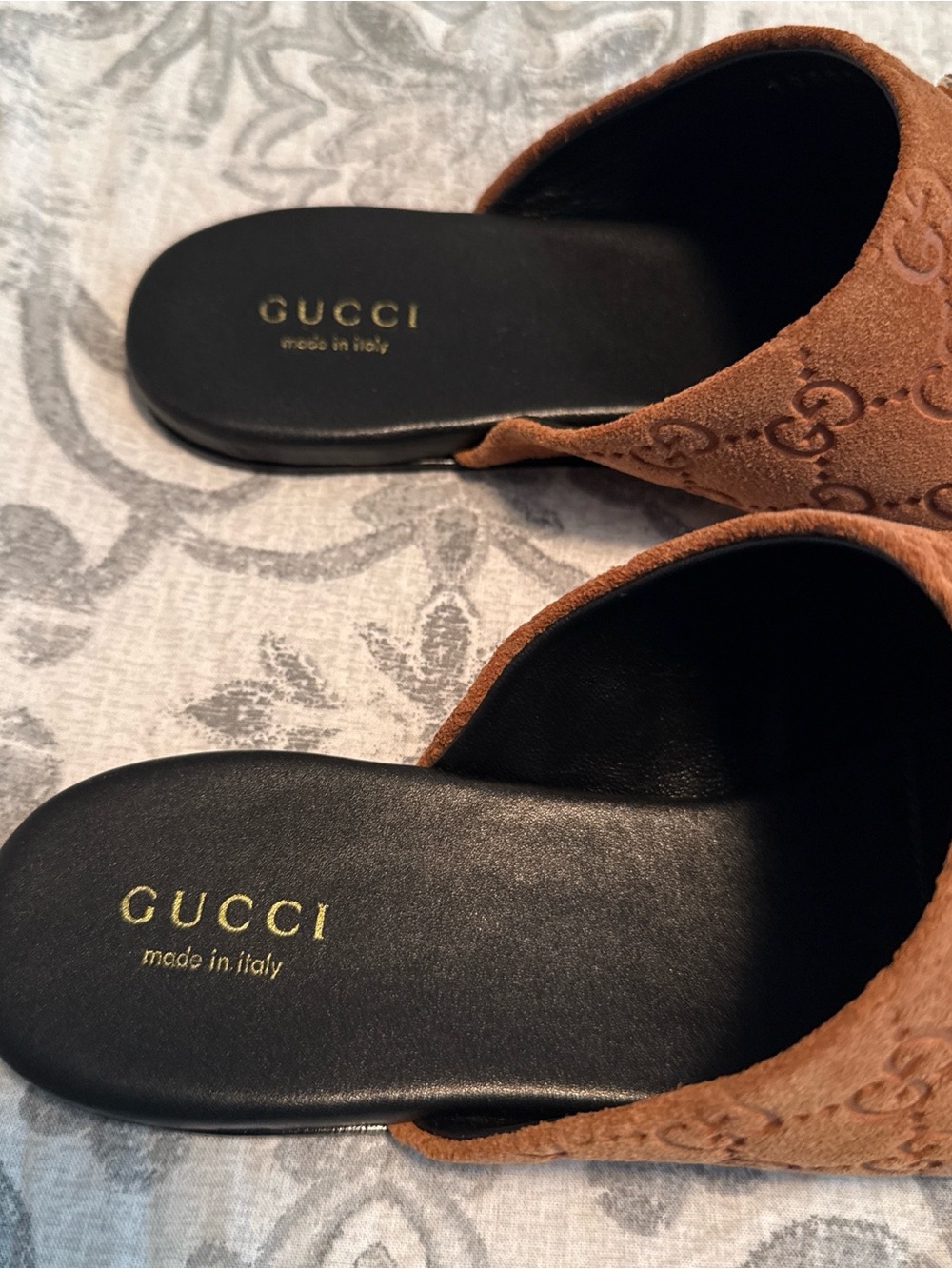Gucci women’s Brown Suede Horsebit Slip-On Loafers - Picture 5 of 8